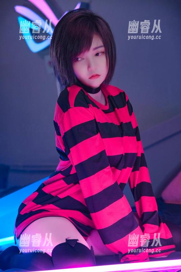 Potato Godzilla女神写真合集：够大才算美！